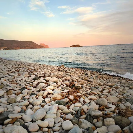 アパート Flying Whale アルテア